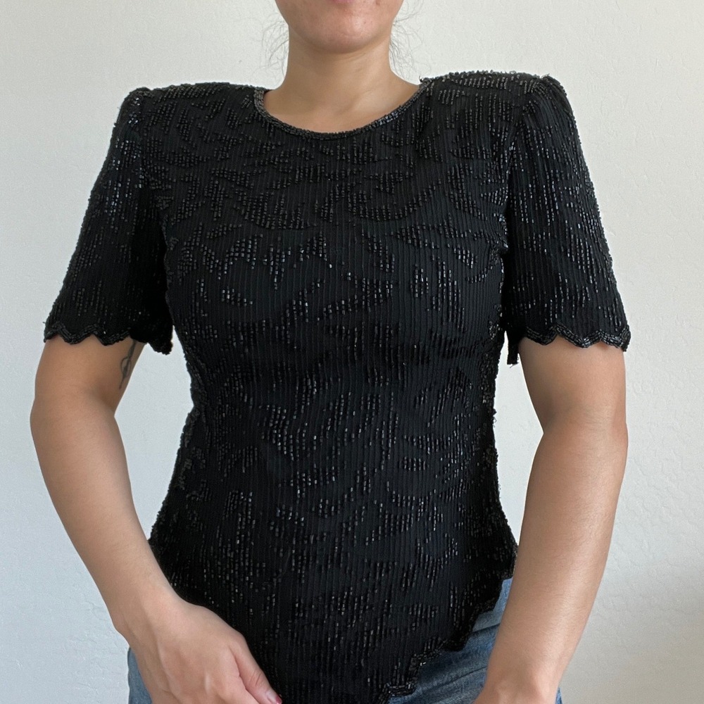 Laurence Kazar Beaded Silk Top Womens S Black Scalloped Hem Short Sleeve Vintage